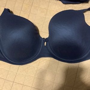 Black Victoria Secret Bra 38DDD